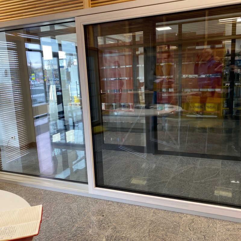 Naujas ekspozicinis Zyle Fenster ofisas Kaune